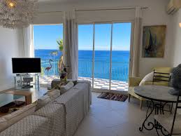 S+2 avec ascenseur vue sur mer